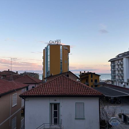 App4Rent - Villa Mimosa - Family Apartment Lido di Jesolo Bagian luar foto